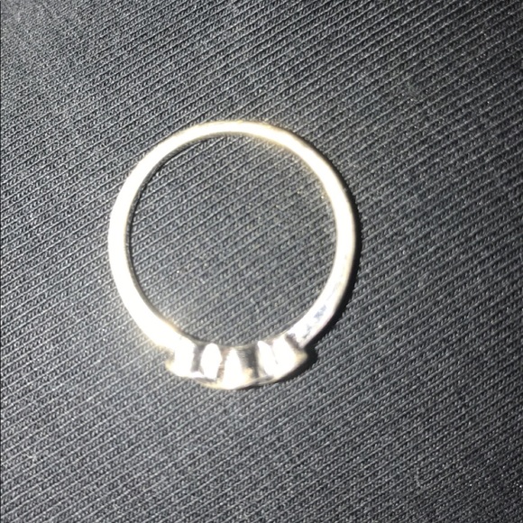 Kay jewelers Infinity Ring - Picture 6 of 6